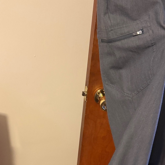 Gray Scrub Pants with Teal Drawstring - Picture 5 of 5
